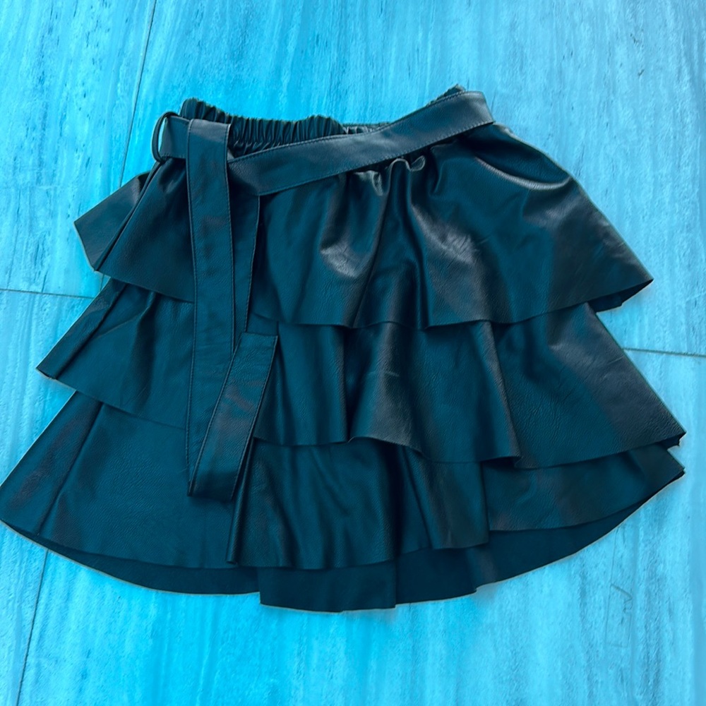 black pleather ruffle mini skirt